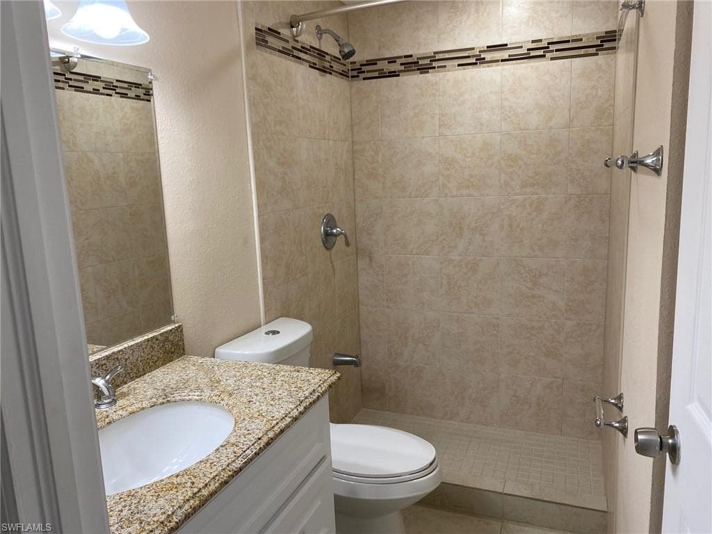 5389 Treetops DR-2