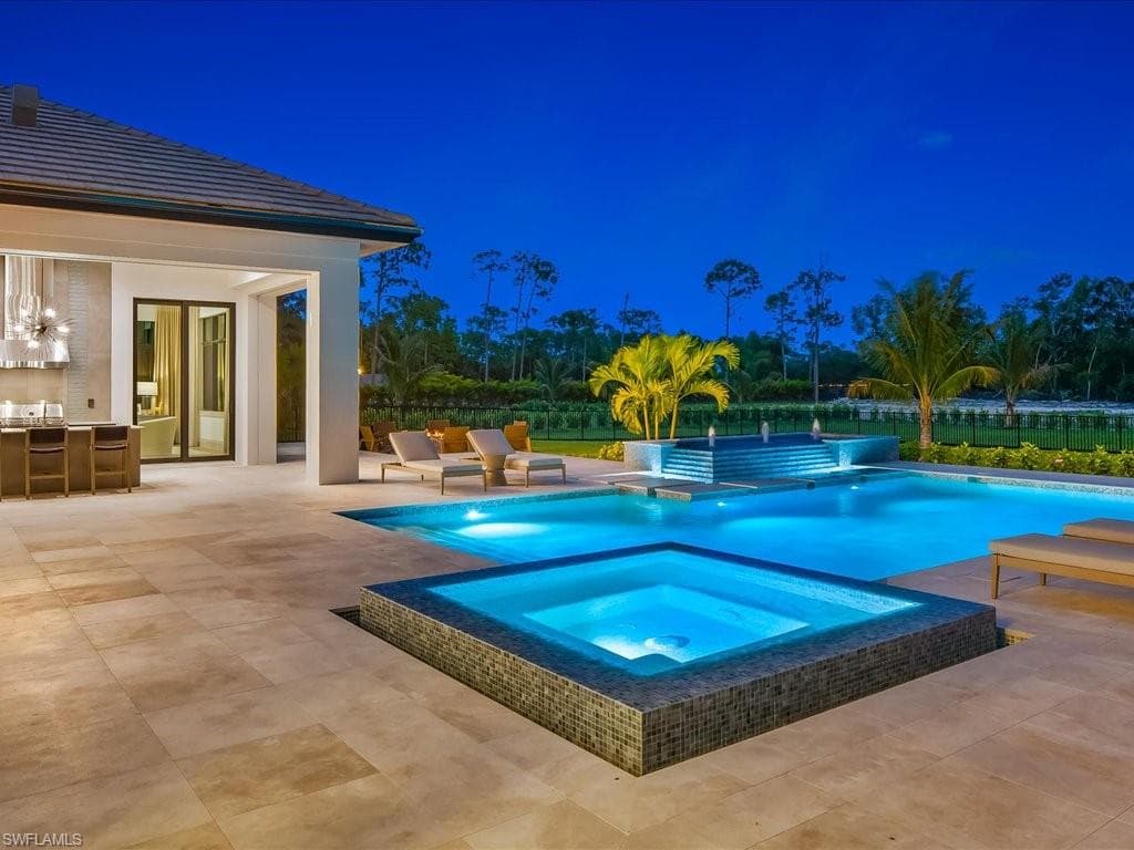 6462 Daniels RD-44