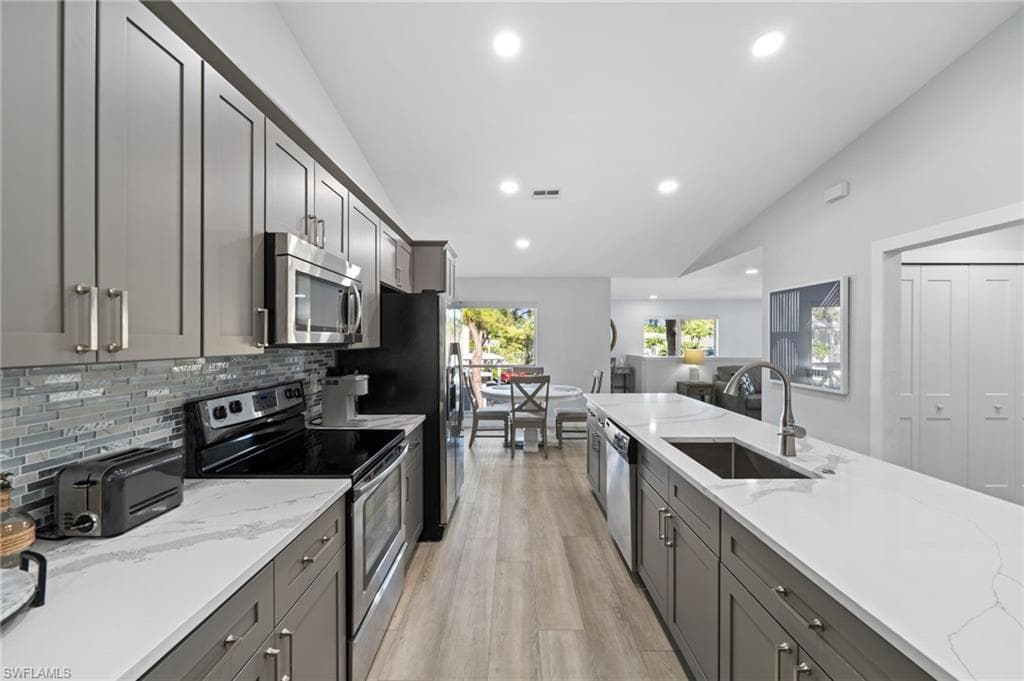 822 Gulf Pavilion DR 201-10