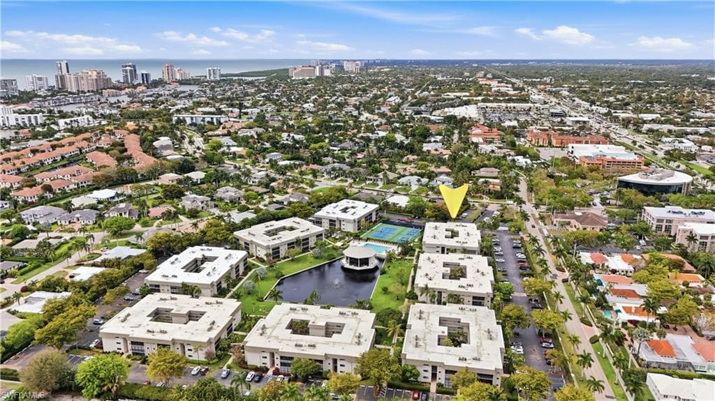 788 Park Shore DR A11-1