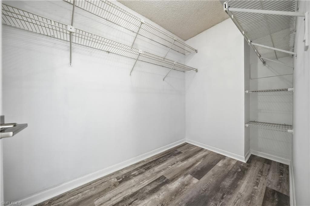 788 Park Shore DR A11-16