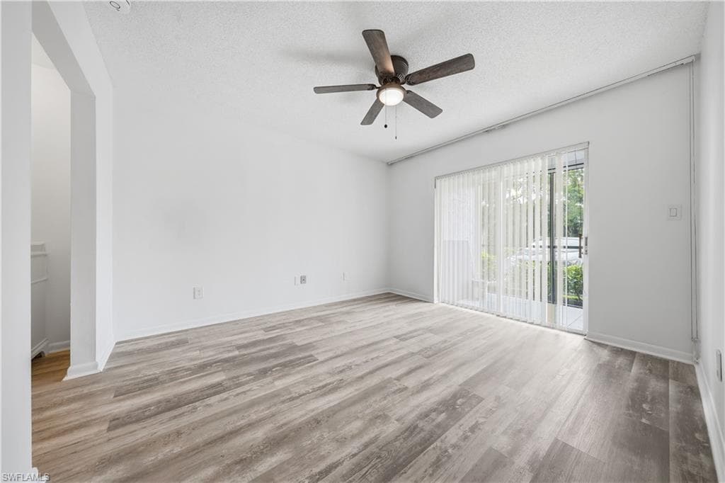 788 Park Shore DR A11-11