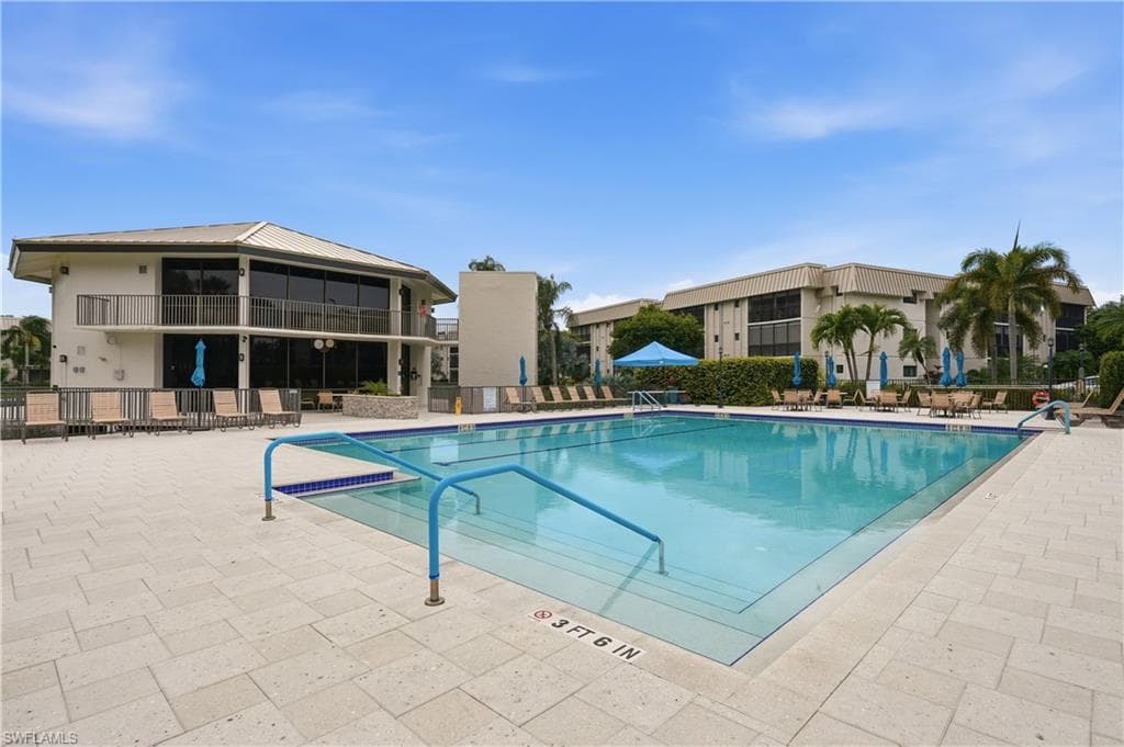 788 Park Shore DR A11-31