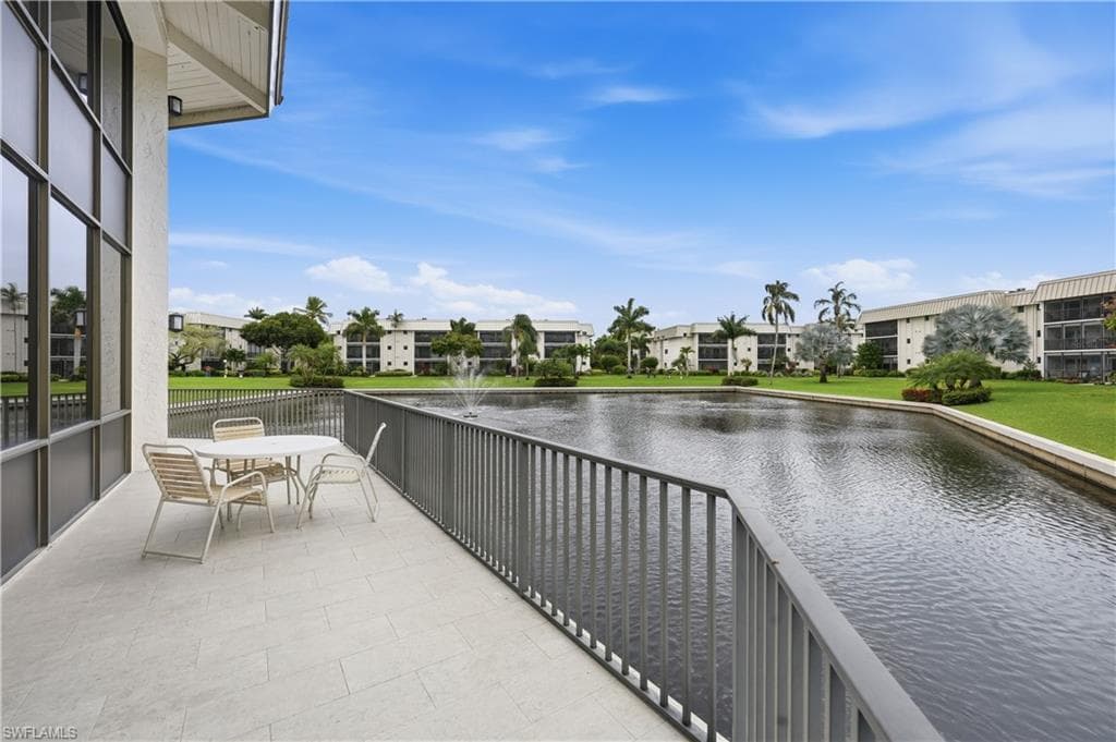 788 Park Shore DR A11-28