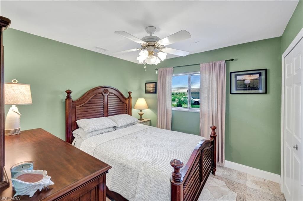 28391 Tasca DR-21