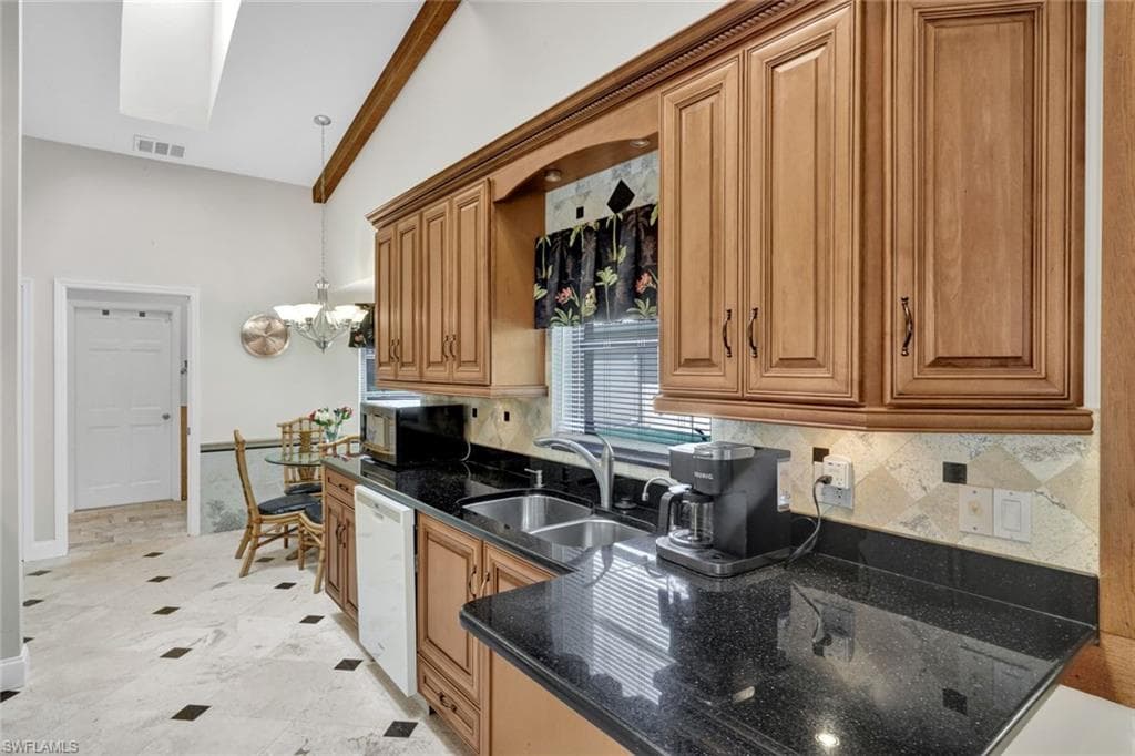 28391 Tasca DR-10