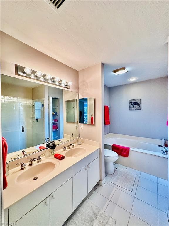 10264 Wood Ibis AVE-25