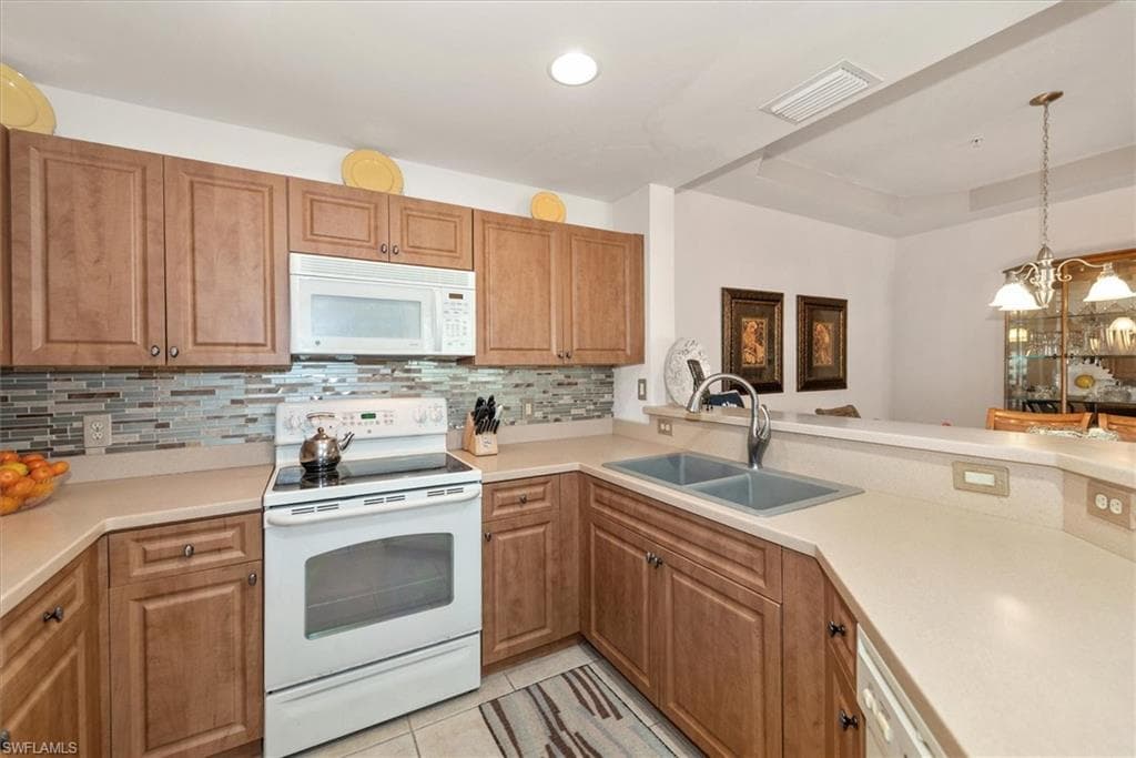 3957 Pomodoro CIR 201-14