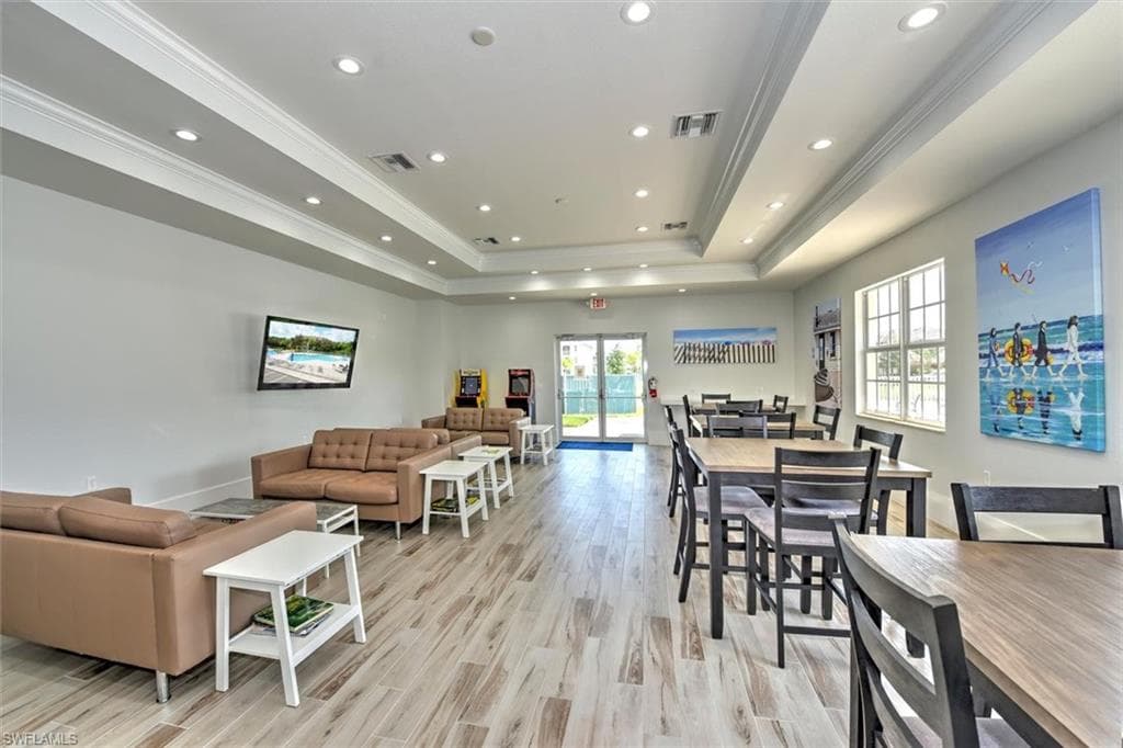 3957 Pomodoro CIR 201-63