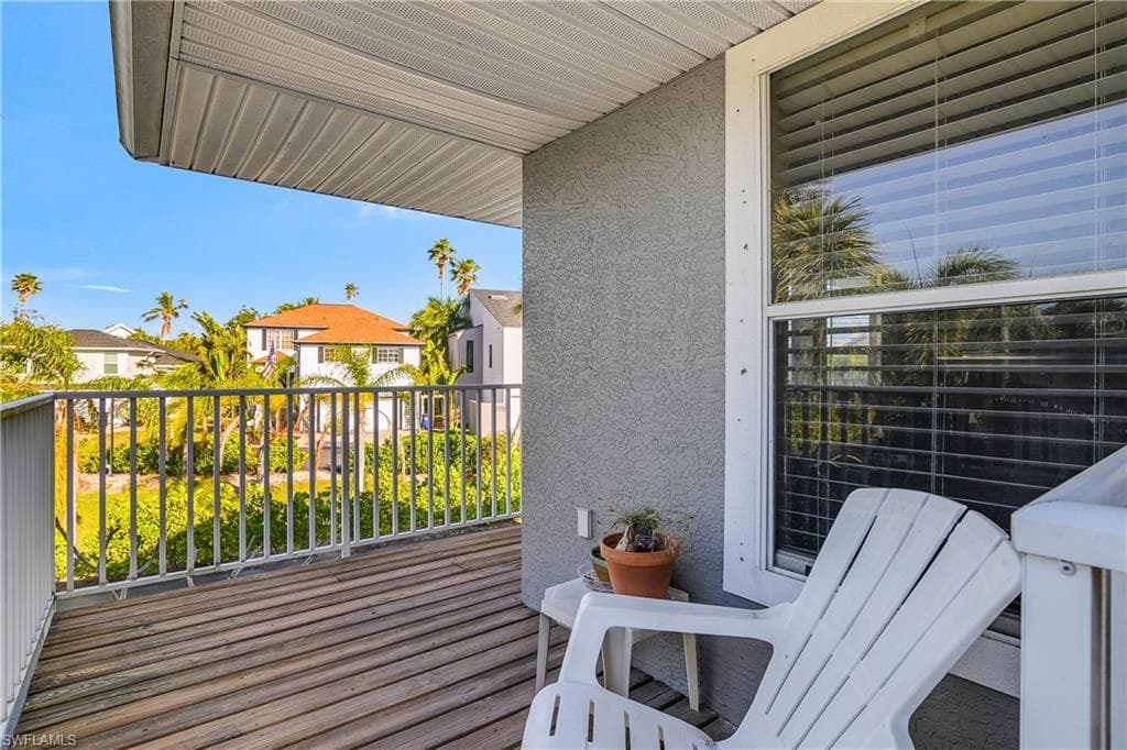 7749 Victoria Cove CT-30