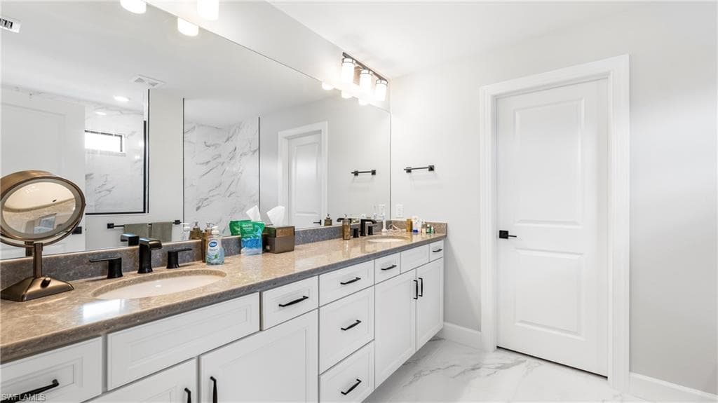10428 Ventana LN-18