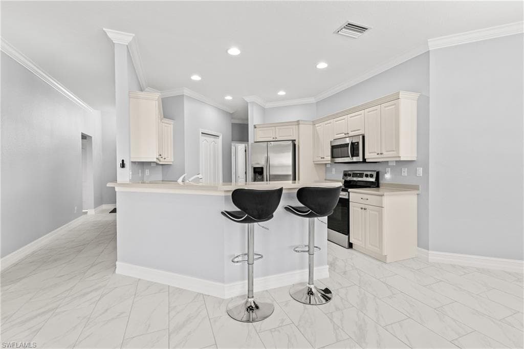 20428 Torre Del Lago ST-20