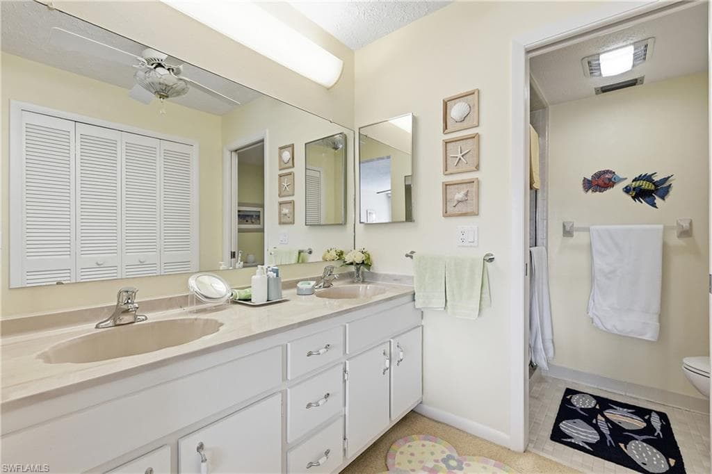 4005 SE 19th PL 8-23