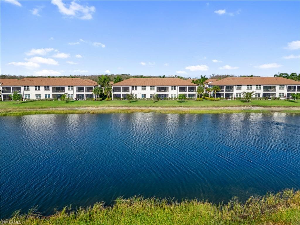 11785 Grand Belvedere WAY 202-4