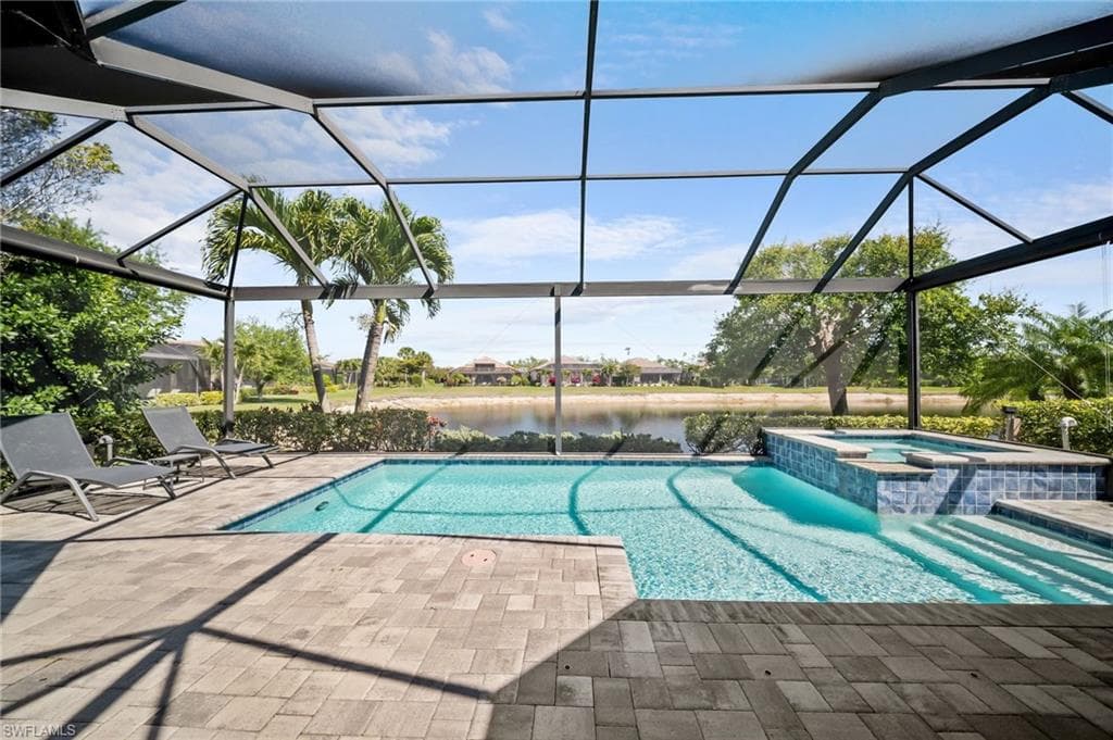 9361 Terresina DR-32