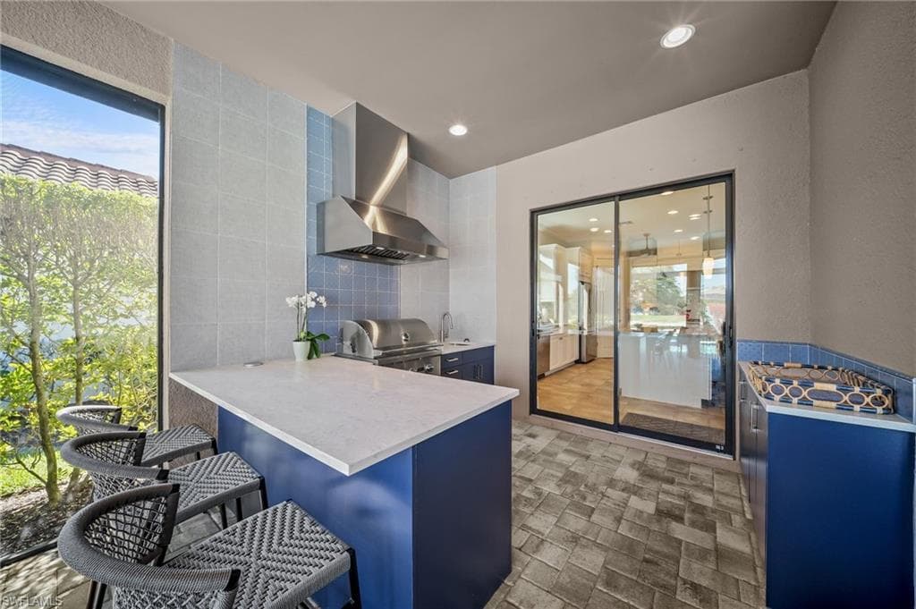 9361 Terresina DR-25