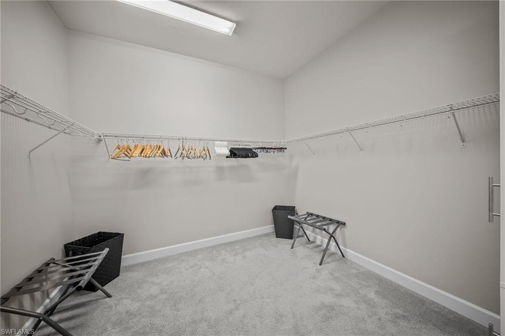 9361 Terresina DR-15