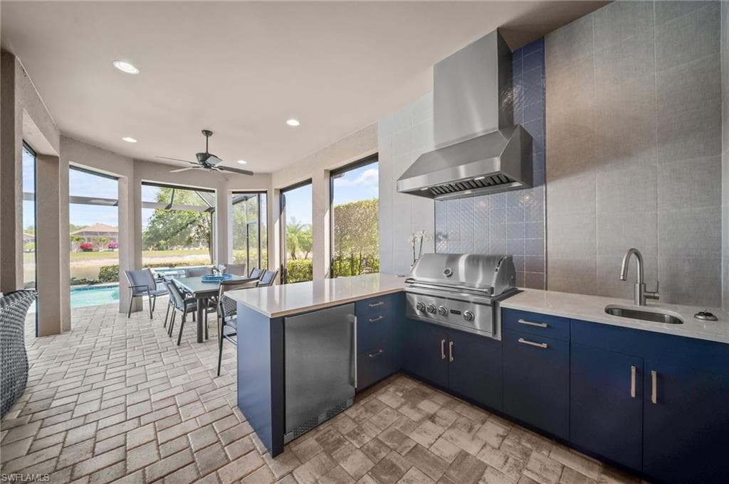 9361 Terresina DR-26