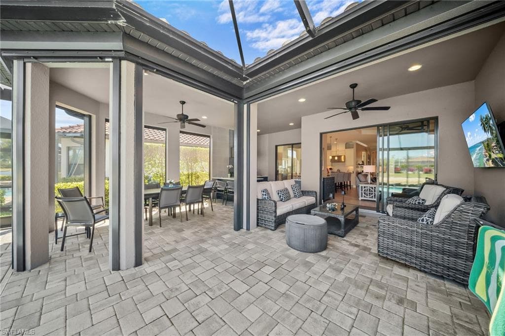 9361 Terresina DR-22