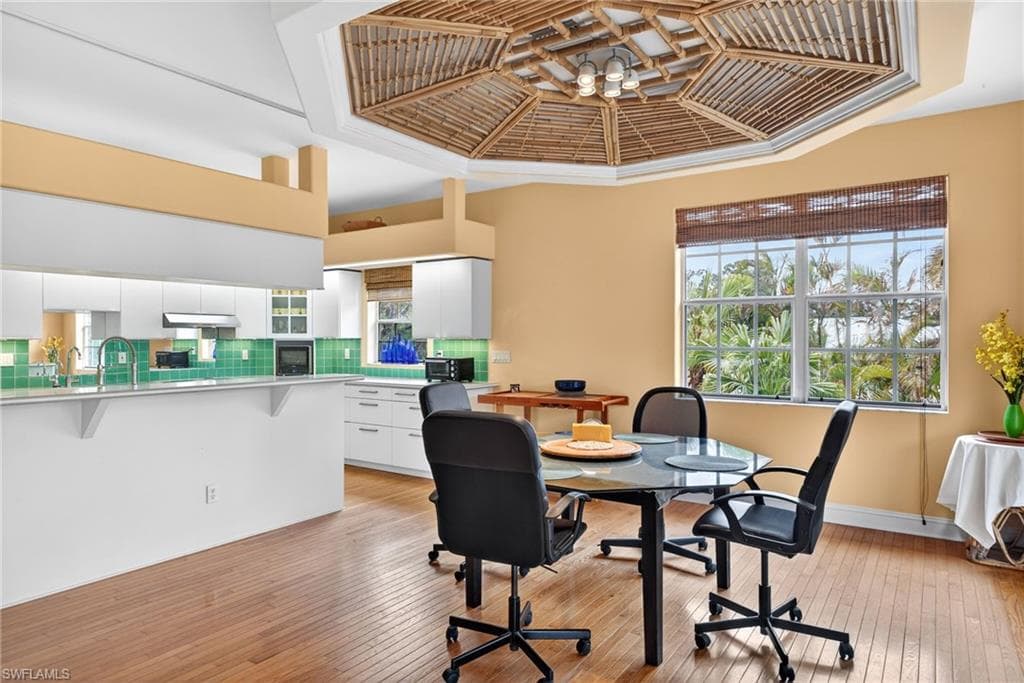 14941 Center ST-15