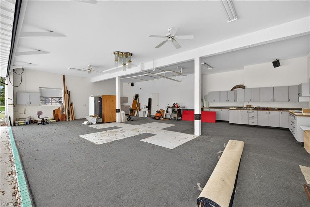 14941 Center ST-4