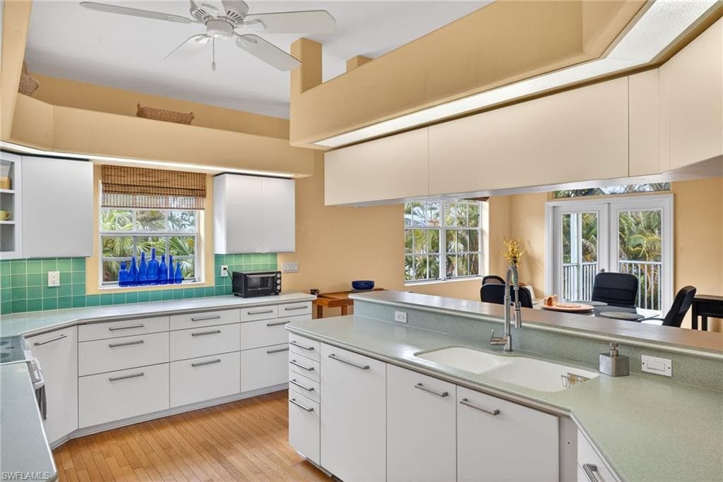 14941 Center ST-19