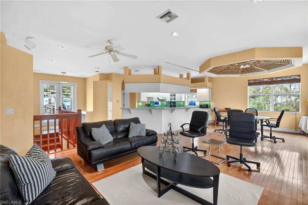 14941 Center ST-10