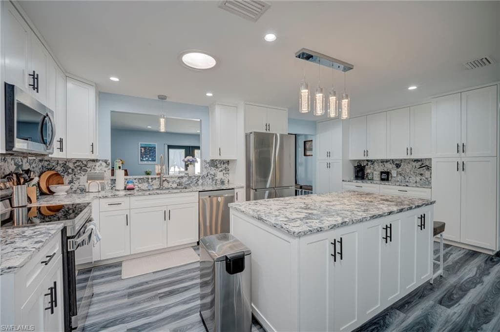 1089 N Town And River DR-7