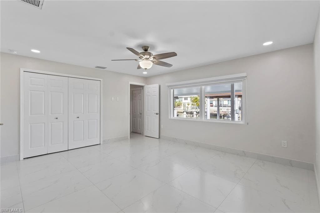 107 Albatross ST-17