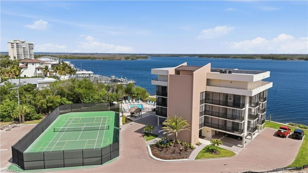 8403 Estero BLVD 201-5