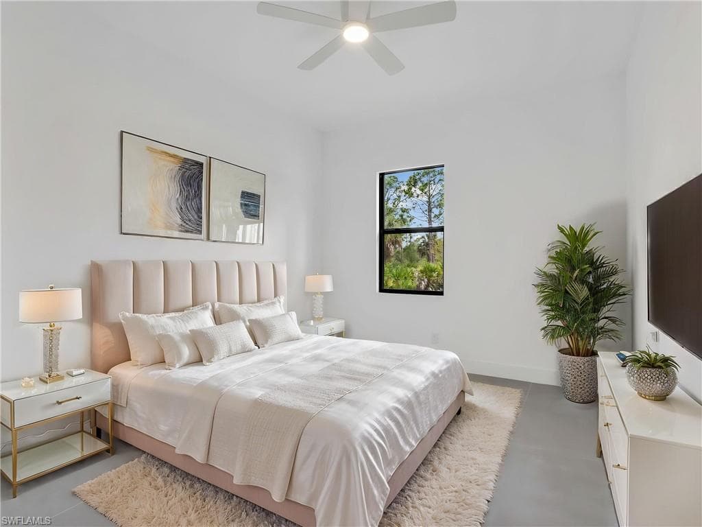 11153 Carnegie AVE-26