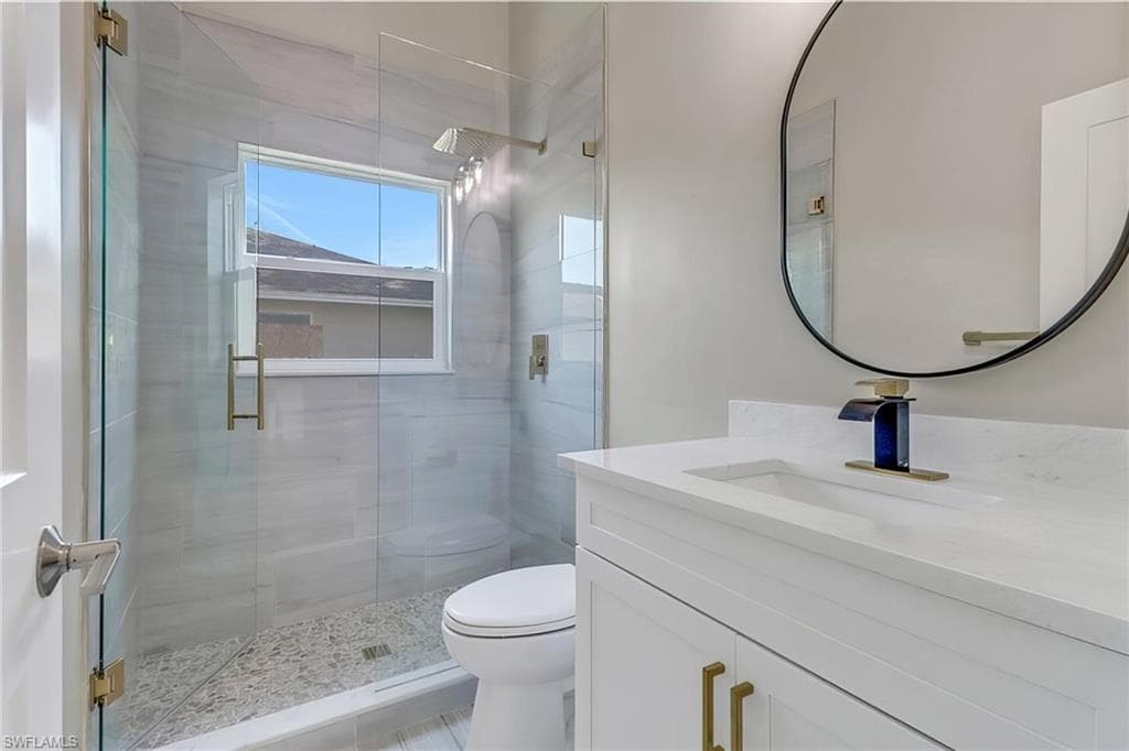 270 Madison DR-23