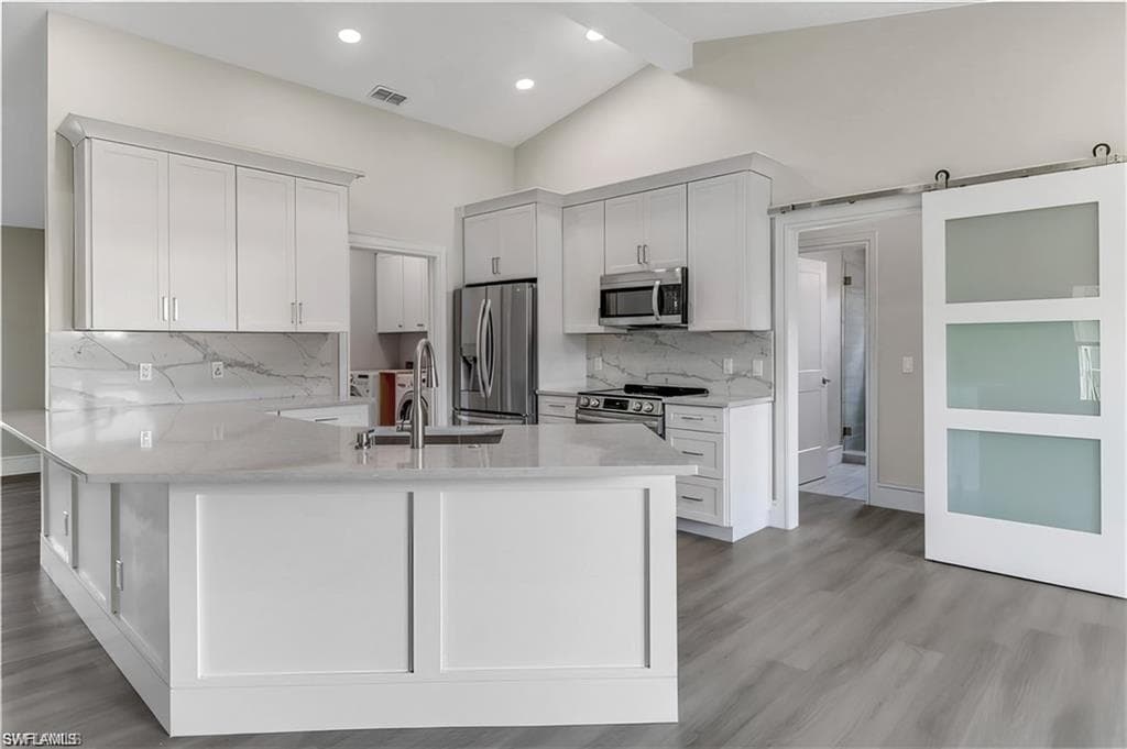 270 Madison DR-9