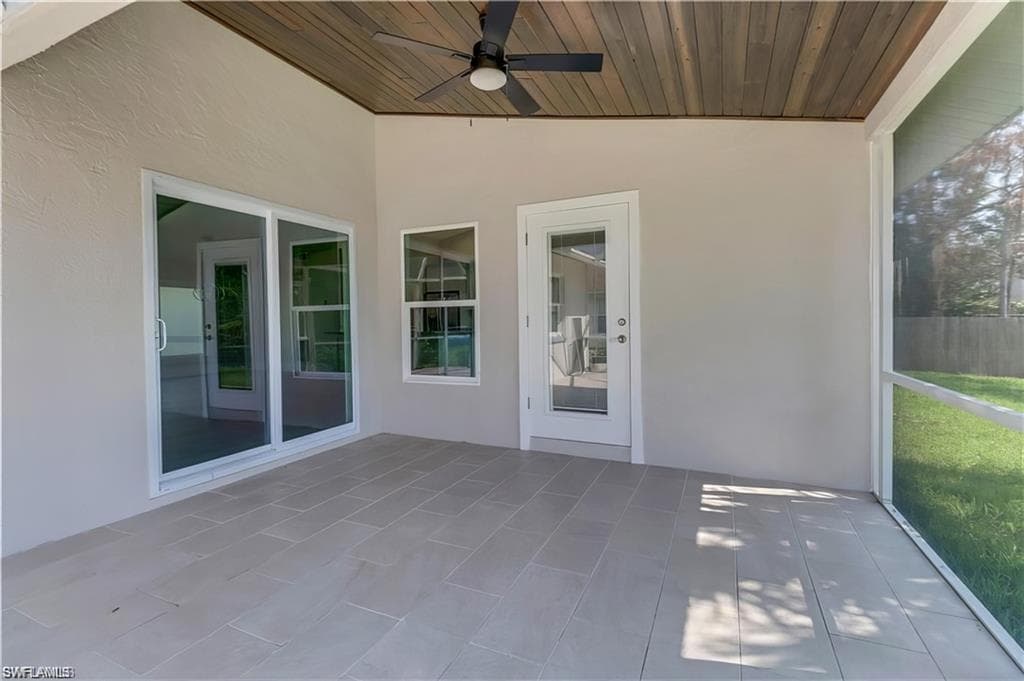 270 Madison DR-32