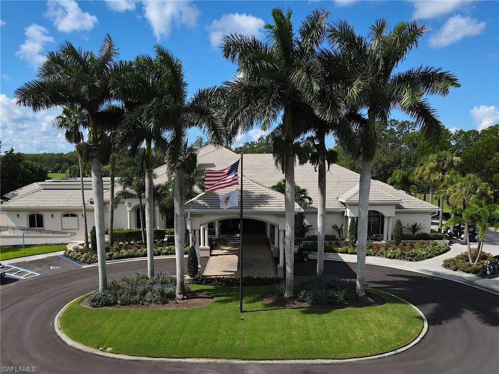 2880 Cypress Trace CIR 202-17