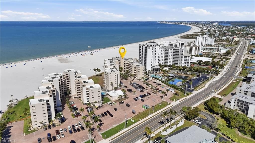6660 Estero BLVD 502-1