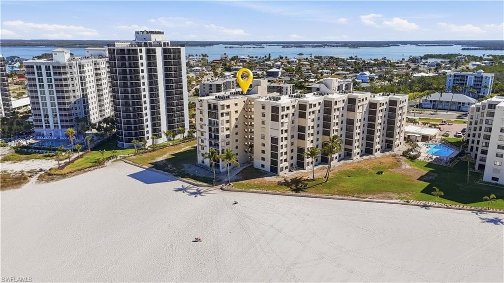 6660 Estero BLVD 502-2