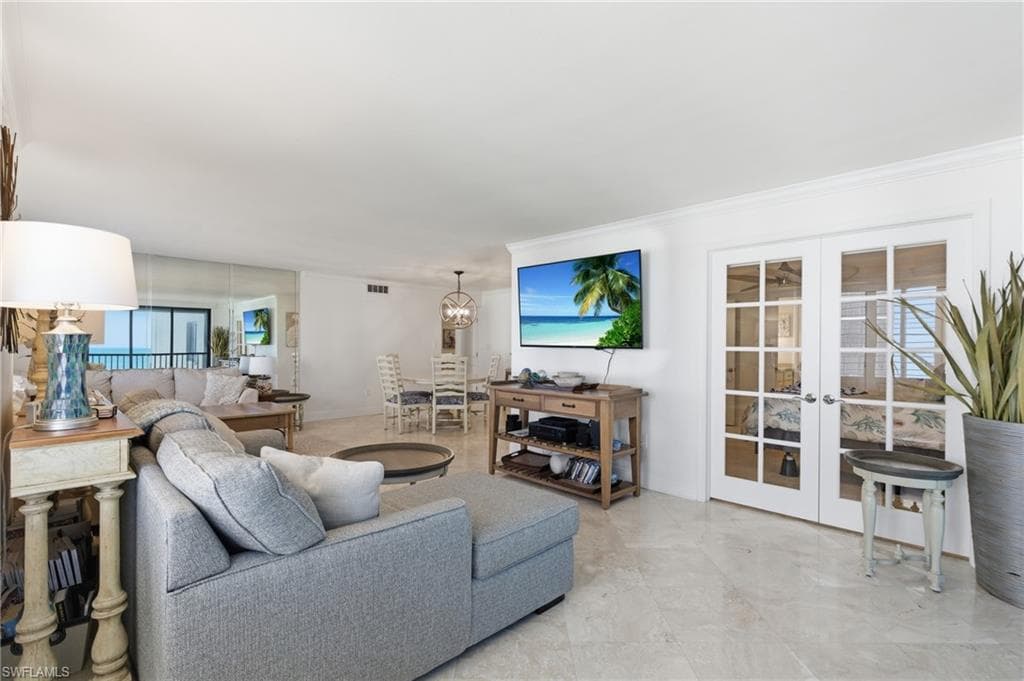 6660 Estero BLVD 502-8