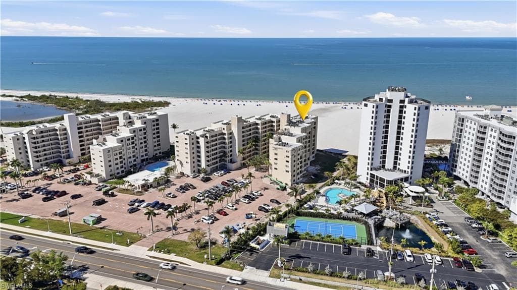 6660 Estero BLVD 502-36