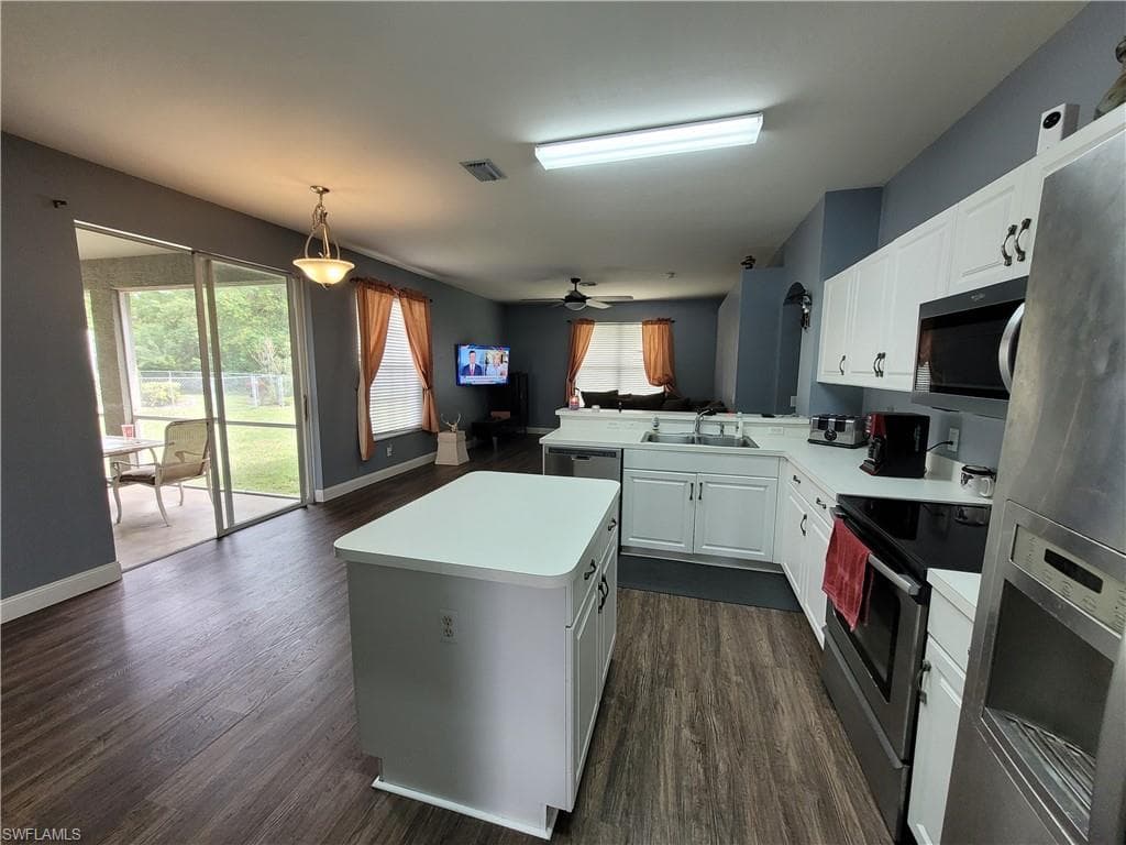 4409 Varsity Lakes DR-14