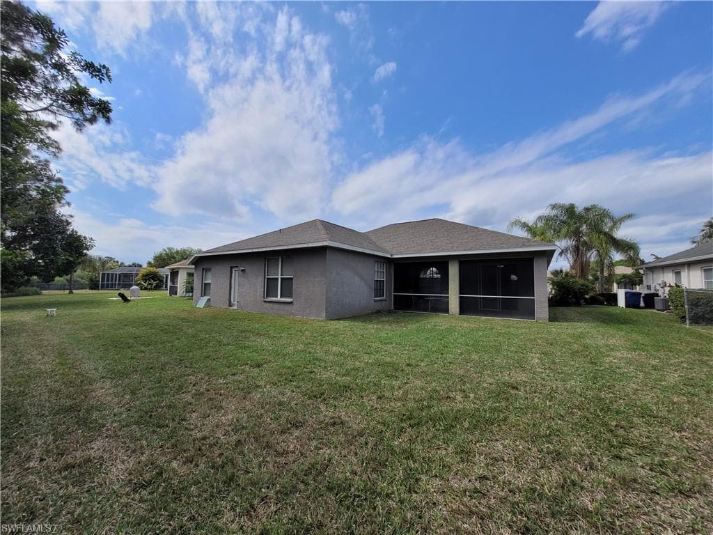 4409 Varsity Lakes DR-9