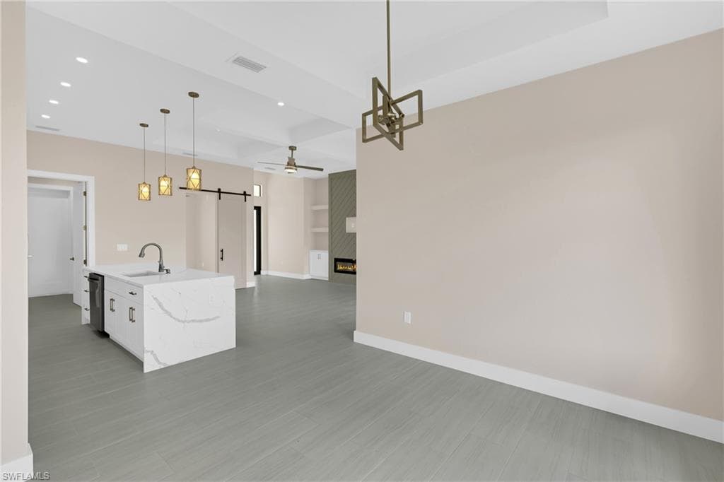 6029 Keystone Cir-21