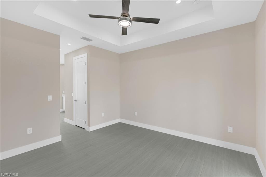 6029 Keystone Cir-30