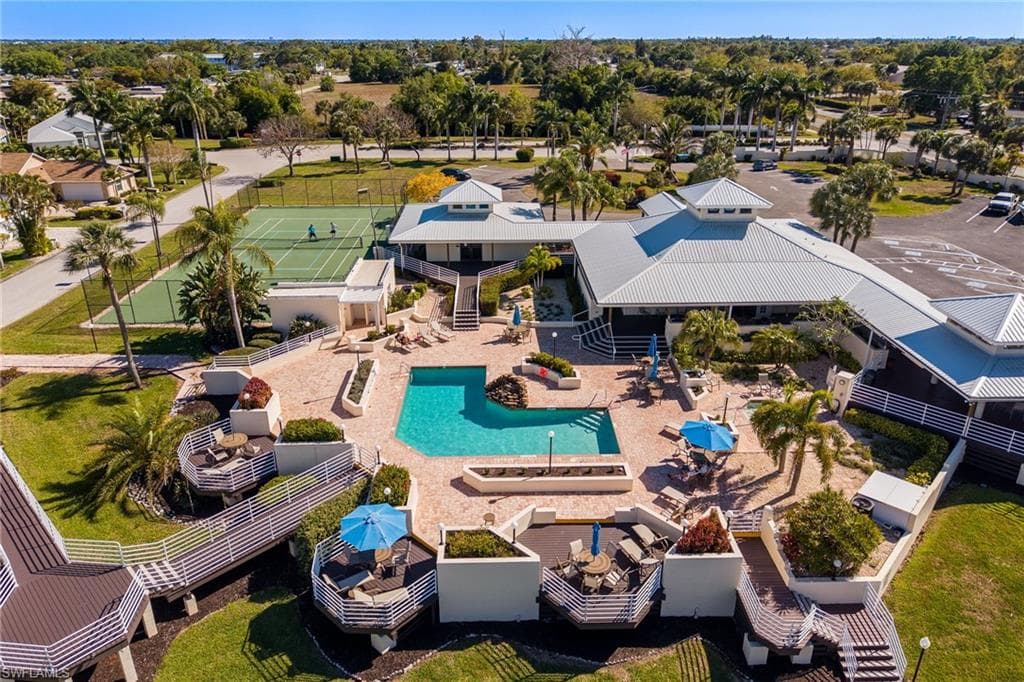 9273 Palm Island CIR-45