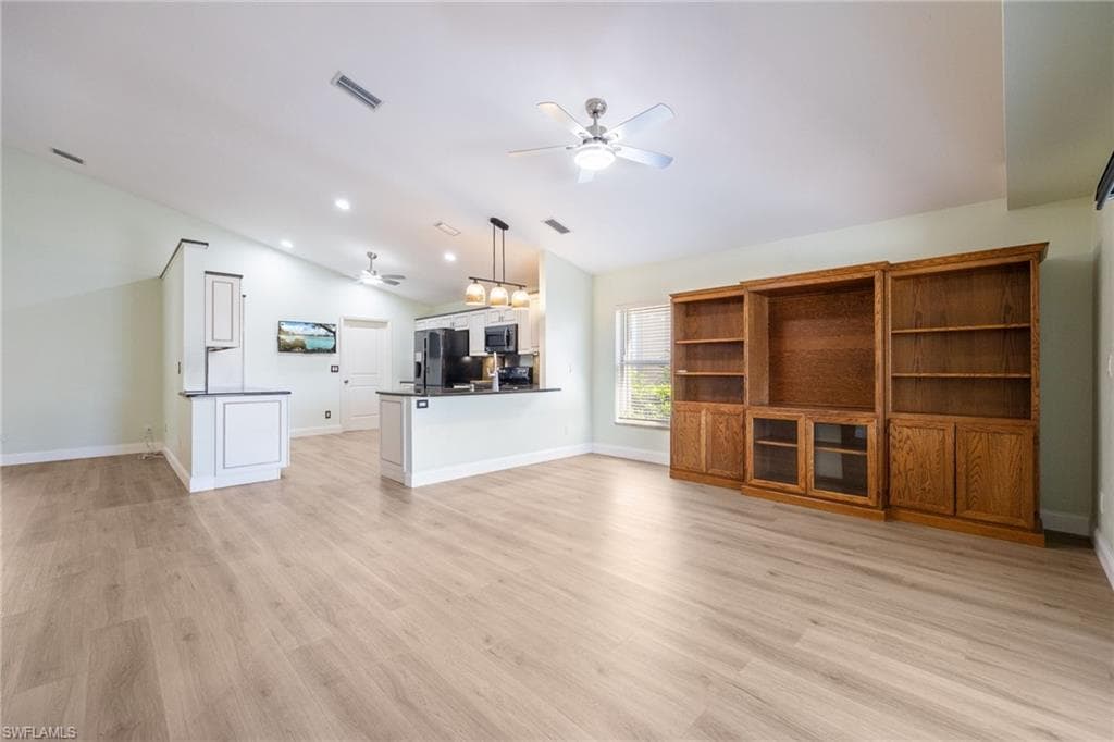 9273 Palm Island CIR-12