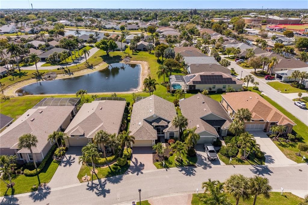9273 Palm Island CIR-35
