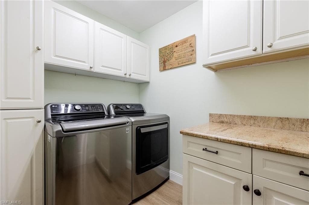 9273 Palm Island CIR-29