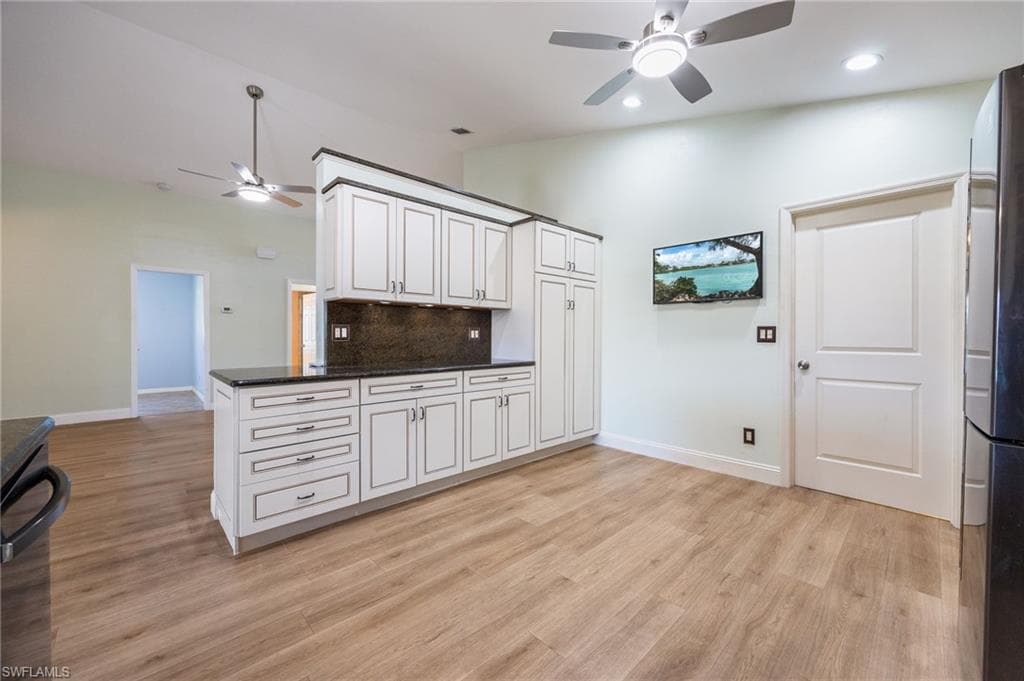 9273 Palm Island CIR-17