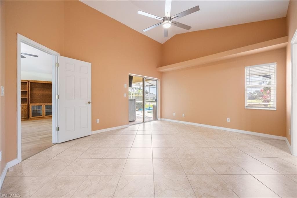 9273 Palm Island CIR-20