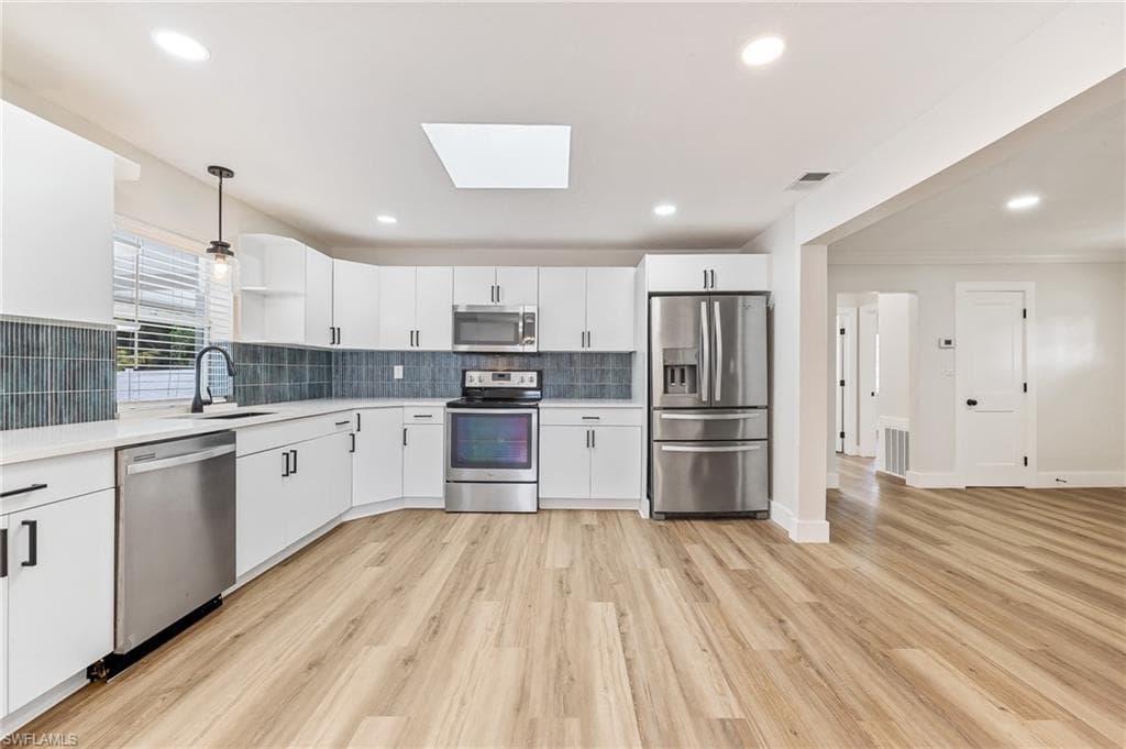 1342 Alhambra DR-3